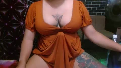  i am trixie im Your Selfsucking Mistress  online show from April 17, 2:14 am