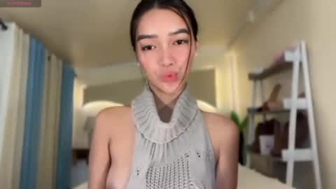 Snapshot of _agatha69_ chatting on October 12, 1:52 am agatha online show from October 12, 1:52 am
