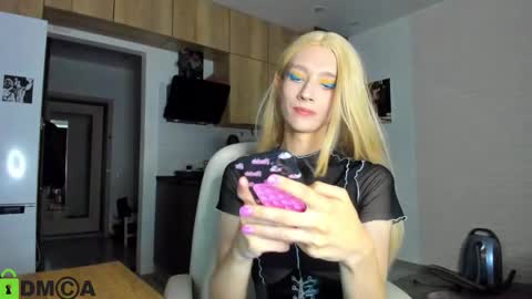 Snapshot of _alice_kitty chatting on September 29, 6:35 am Gaylord online show from September 29, 6:35 am