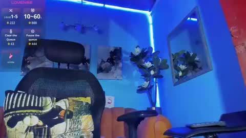 Snapshot of _hairybeard_ chatting on September 15, 6:35 pm Mathews online show from September 15, 6:35 pm