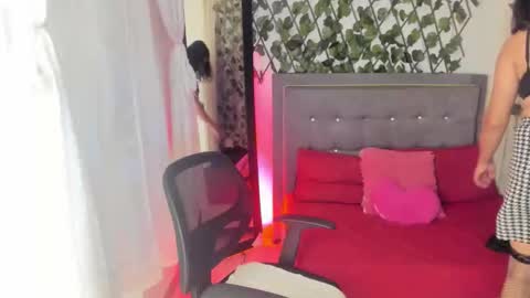 Ivone online show from October 26, 12:28 am