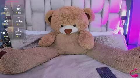  pauli  online show from April 19, 4:57 am