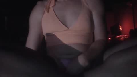 Snapshot of _rose_michelle chatting on February 17, 10:51 am Rose Michelle online show from February 17, 10:51 am