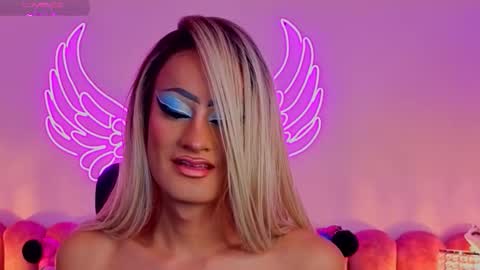 Scarlett online show from October 25, 1:17 pm