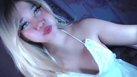 Call me Melody online show from April 15, 7:58 pm