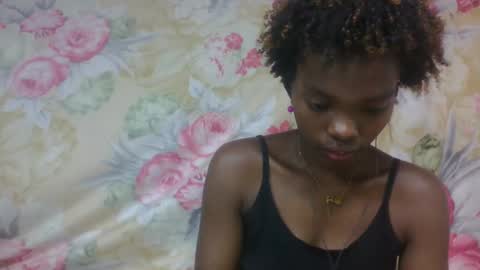 aadienne online show from March 22, 8:30 am