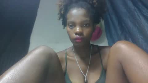 aadienne online show from April 14, 8:47 pm