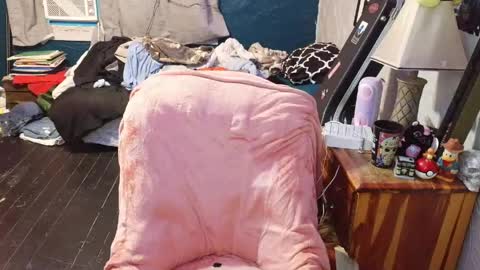 Abagail Soft online show from April 5, 1:36 am