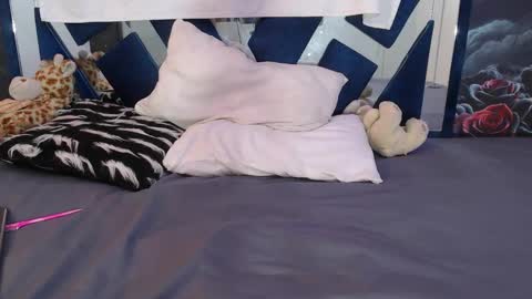 Snapshot of abi_mua chatting on October 17, 9:51 pm abi_mua online show from October 17, 9:51 pm
