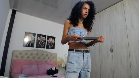 Abigail online show from April 4, 12:36 pm