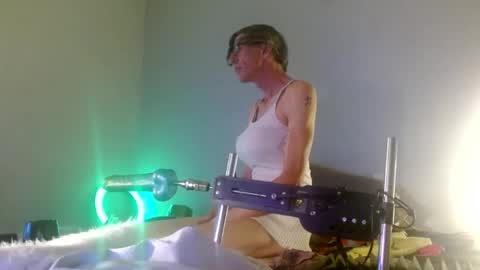 TaylorSexbot online show from April 6, 6:03 am