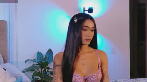 Snapshot of adharacute19 chatting on October 19, 9:40 pm Isabellafirst online show from October 19, 9:40 pm