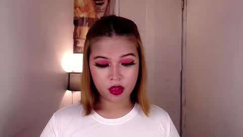 adorabletsforyouxx online show from September 17, 6:24 pm