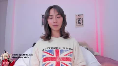 Snapshot of agathauwuart chatting on October 12, 1:52 am Agatha online show from October 12, 1:52 am