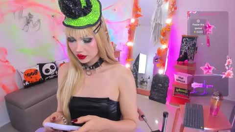 Alessa online show from October 4, 6:41 pm