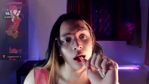 Snapshot of alexandre_chuad chatting on December 18, 4:31 am Alexa online show from December 18, 4:31 am