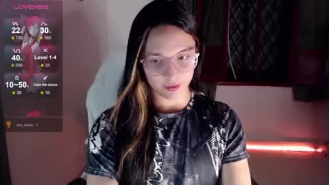 Snapshot of alexandre_chuad chatting on January 1, 5:33 am Alexa online show from January 1, 5:33 am