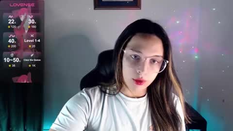 Snapshot of alexandre_chuad chatting on February 6, 2:00 am Alexa online show from February 6, 2:00 am