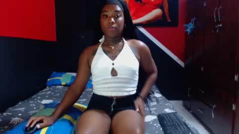 Snapshot of alexia_sinclaire24 chatting on December 24, 1:59 am alexia_sinclaire24 online show from December 24, 1:59 am