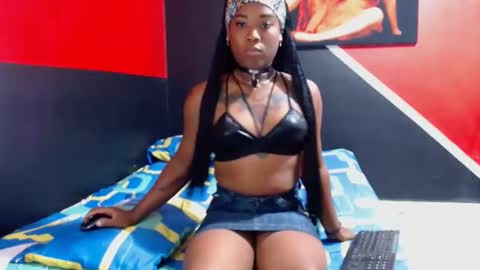 Snapshot of alexia_sinclaire24 chatting on February 23, 10:09 pm alexia_sinclaire24 online show from February 23, 10:09 pm