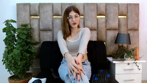 ALEXANDRA online show from January 21, 2:22 pm
