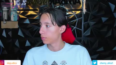 Snapshot of alicee_salvatore chatting on October 20, 9:23 am Alice Salvatore online show from October 20, 9:23 am