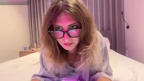 AlicePinkhead online show from February 3, 6:51 am