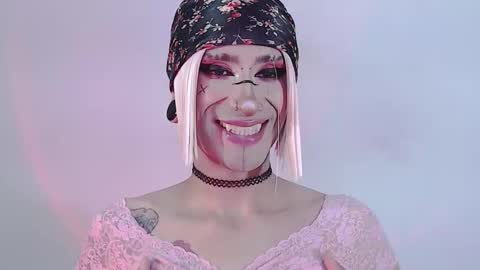     online show from January 14, 8:18 pm