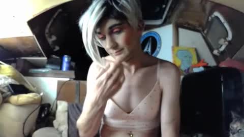 Alisha online show from March 2, 2:30 am