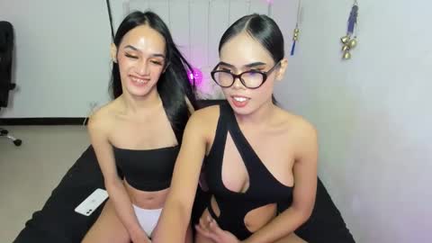Snapshot of aliyah_bucks chatting on September 18, 6:40 am hello your lovely ALIYAH online show from September 18, 6:40 am