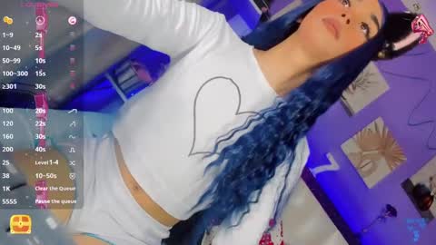 Snapshot of aliz_free chatting on February 9, 2:06 am aliz_free online show from February 9, 2:06 am