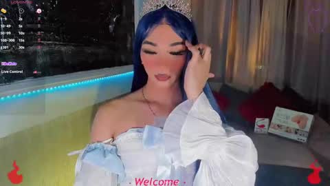 Snapshot of aliz_free chatting on October 16, 2:23 am aliz_free online show from October 16, 2:23 am
