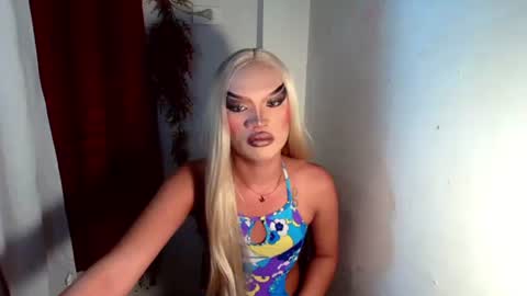 Snapshot of amanda_fuck69 chatting on October 19, 12:08 pm Amanda online show from October 19, 12:08 pm
