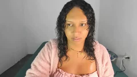 LUISA online show from December 3, 4:50 am