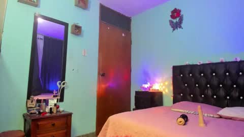 ameliasexdoll online show from March 12, 4:17 am