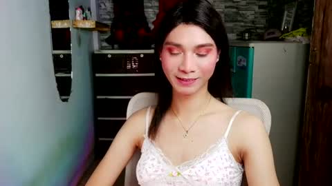 Tina online show from July 18, 5:31 pm