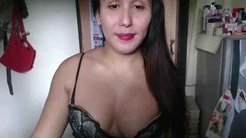 amysweetbabe online show from March 3, 6:35 am