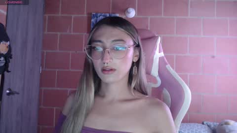 Andrea  online show from October 18, 3:04 pm