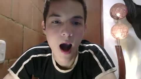 Isabell online show from April 12, 3:32 am