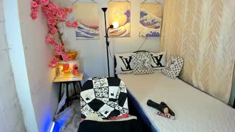 angelamorena online show from June 3, 10:01 pm