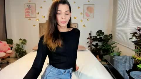 Anabella online show from February 22, 8:55 pm