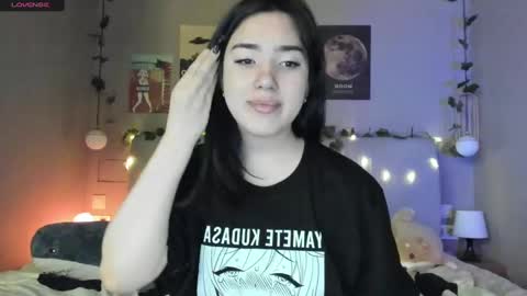 Snapshot of anisa_sweet chatting on December 3, 5:17 pm Anisa Moan from LovenseWet from Tip MenuOpen for Private online show from December 3, 5:17 pm