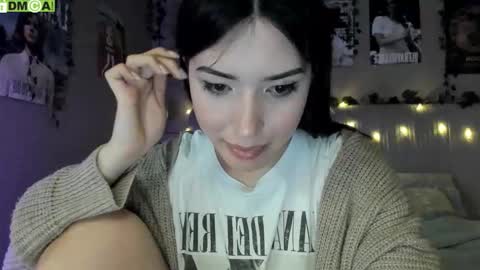Snapshot of anisa_sweet chatting on September 13, 8:42 am Anisa Moan from LovenseWet from Tip MenuOpen for Private online show from September 13, 8:42 am