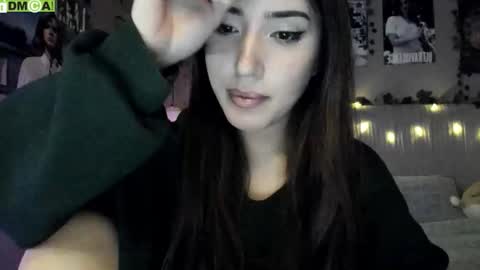Snapshot of anisa_sweet chatting on September 17, 5:23 am Anisa Moan from LovenseWet from Tip MenuOpen for Private online show from September 17, 5:23 am