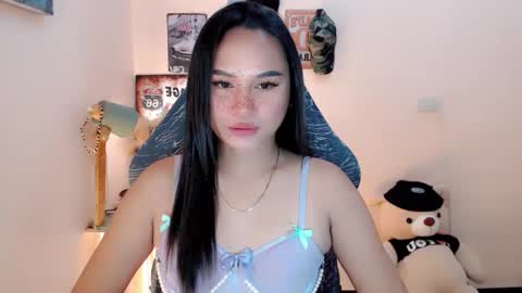 SWEET ANNA online show from January 31, 1:02 pm