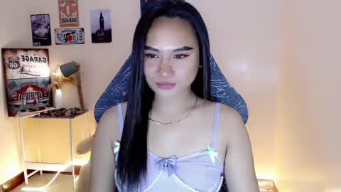 SWEET ANNA online show from February 3, 5:14 pm