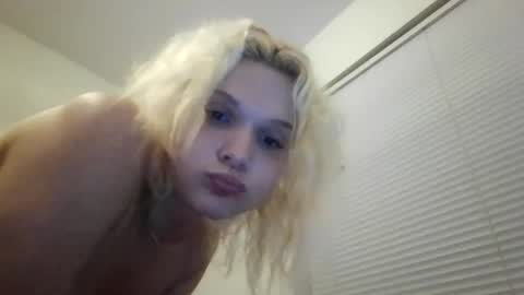 AnnaMarrie online show from November 17, 12:32 am