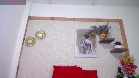 Snapshot of annysheby chatting on October 4, 5:41 am AnnySheby online show from October 4, 5:41 am