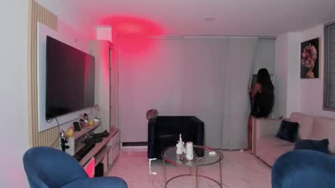 Snapshot of antotss chatting on September 18, 12:05 am Maria Antonia online show from September 18, 12:05 am