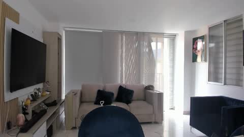 Snapshot of antotss chatting on October 10, 8:43 pm Maria Antonia online show from October 10, 8:43 pm
